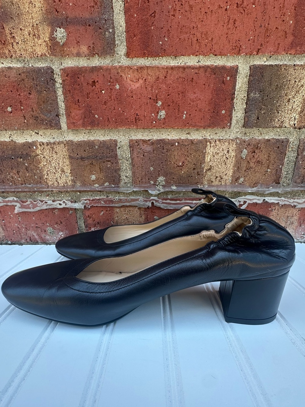 Everlane Shoes Black Leather Pumps Ballet Style Upper Heels Slip-On Italy